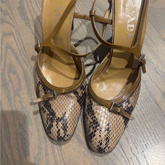 Prada Brown Heels with Snakeskin Pattern - Picture 4 of 4